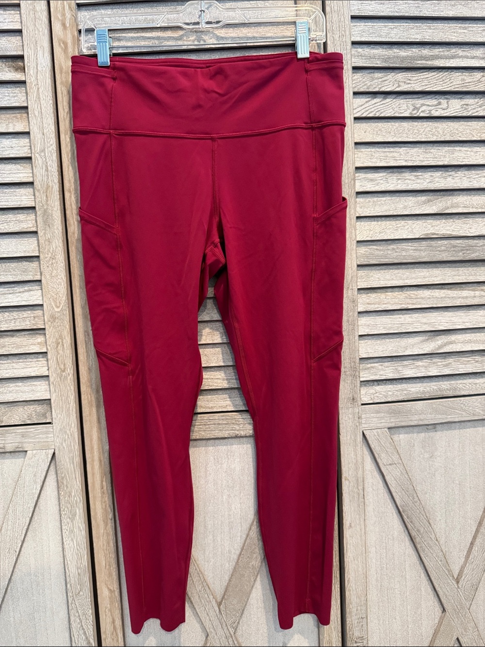 Lululemon Fast Free HR Tight Women's High-Waist Performance Leggings in Deep Red